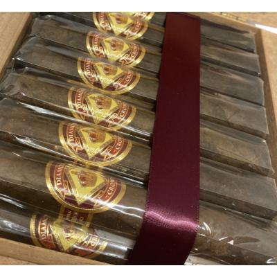 Diamond Crown Cigars - Dominican Republic