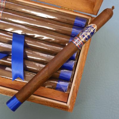 Don Pepin Garcia Blue Label Lanceros Cigar - 1 Single
