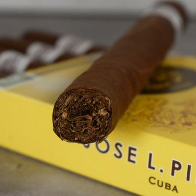 Jose L Piedra Cazadores Cigar - 5 Pack