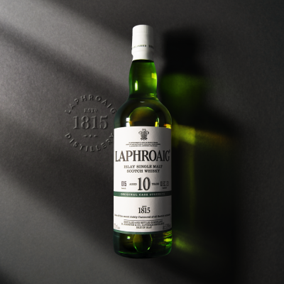 Laphroaig 10 Year Old Cask Strength December 2021 Batch 15 - 56.5% 70cl