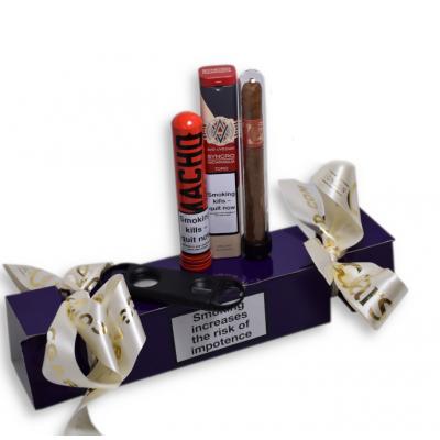 Christmas Gift - Cigar Celebration Cracker - 3 Tubed New World Cigars