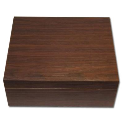 Walnut Veneer Humidor - 25 Cigar Capacity