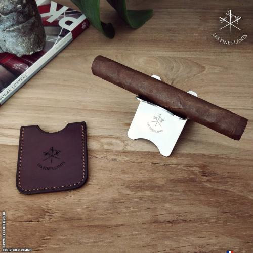 Les Fines Lames Leather Cigar Stand - Burgundy