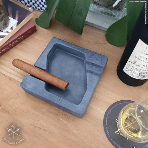 Les Fines Lames - Dyad Concrete Cigar Ashtray - Anthracite
