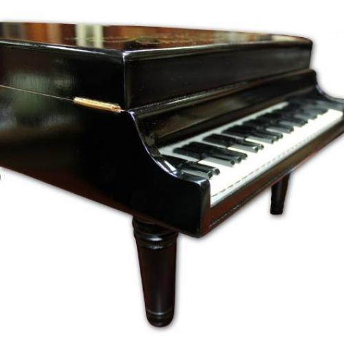 Limited Edition Chucho Valdez 70th Anniversary Piano humidor