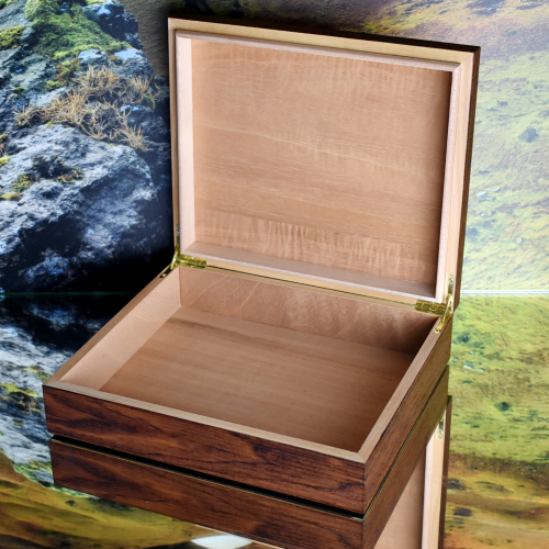 Brighton Haptic Surface Walnut Humidor - 15 - 20 Cigar Capacity