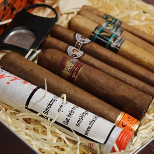 Afternoon Coffee Sampler - 8 Cigars, Coffee & Accessories