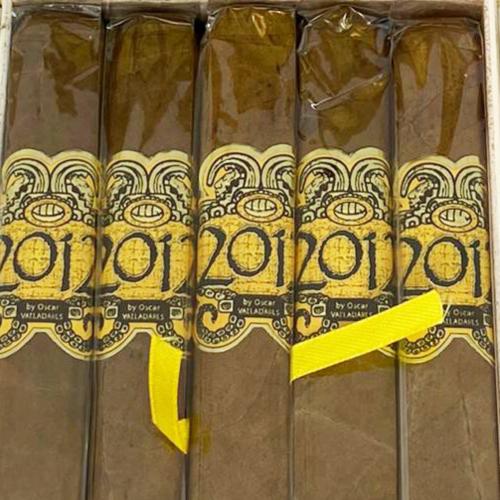 Oscar Valladares 2012 Connecticut Toro Cigar - Box of 20