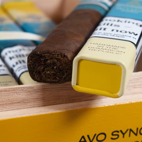 AVO Syncro Ritmo Box Pressed Toro Tubed Cigar - 1 Single (End of Line)