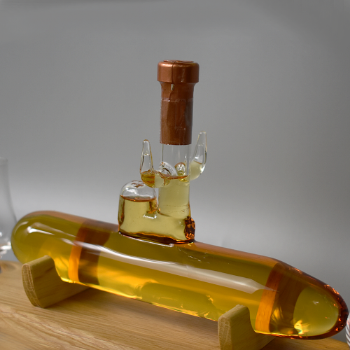 Submarine and 2 Glasses Whisky Decanter - 200ml (Stylish Whisky) - 40%