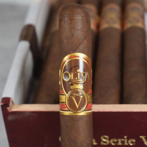 Oliva Serie V Churchill Extra Cigar - Cabinet of 24
