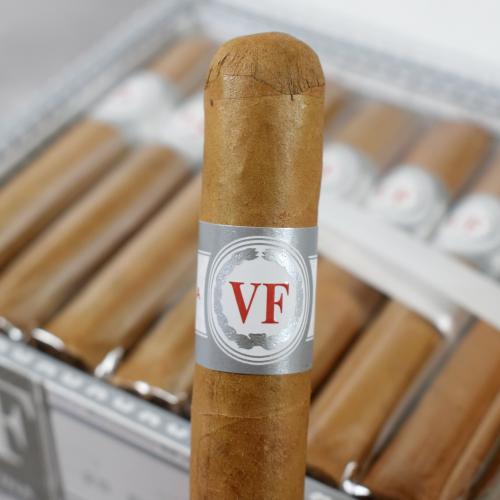 VegaFina Classic Perla Cigar - 1 Single