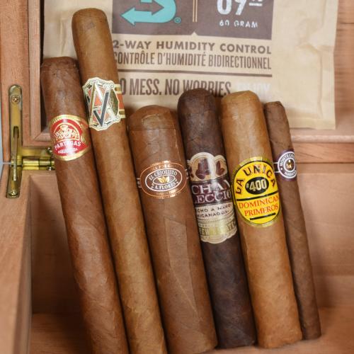 Prestige Prestige Chalet Humidor + Cigar Selection Compendium Sampler