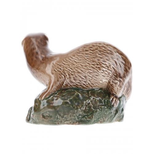 Ceramic Beneagles Otter Scotch Whisky