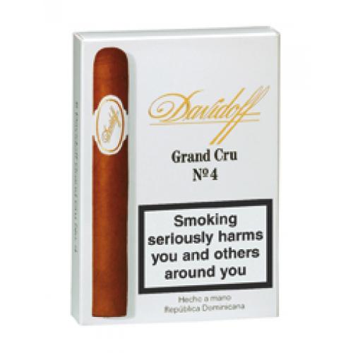 Davidoff Grand Cru No. 4 Cigar - Pack of 5