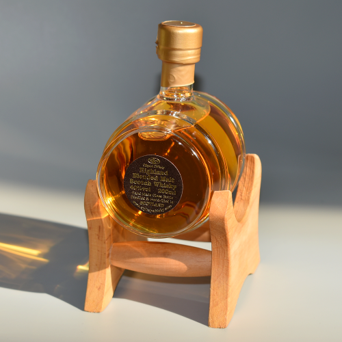Small Barrel of Highland Malt with Oak Stand Whisky Decanter (Stylish Whisky) - 40% 200ml  