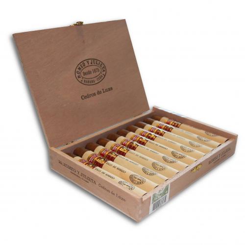 LCDH Romeo y Julieta Cedros de Luxe Cigar - Box of 10